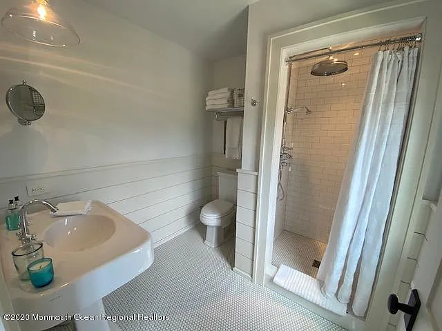 608 Lake Ave — Photo 21