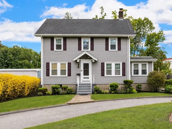 820 Beaver St, Waltham, MA 02452
