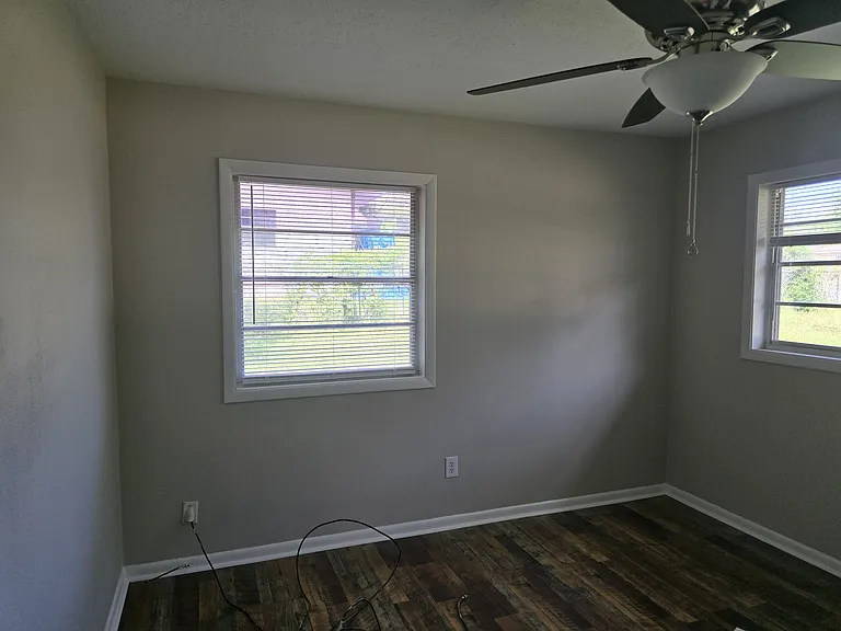 222 Plaza Dr — Photo 9