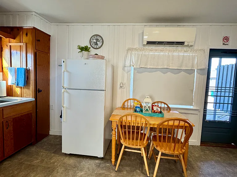 21 Auburn Ave — Photo 5