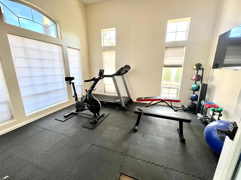 2420 Snead Dr — Photo 14