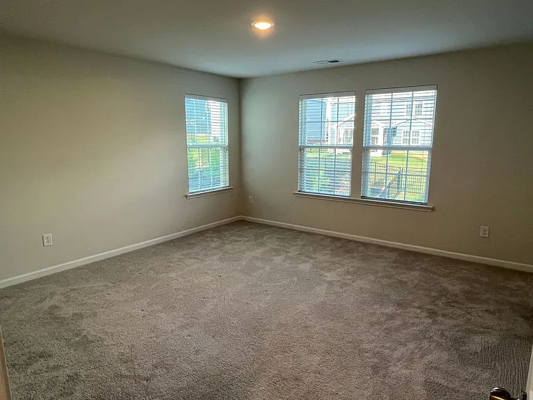 1037 Bunker Hill Rd — Photo 14