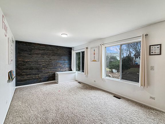 5th image of 1114 Port Royal Rd