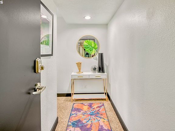 3rd image of 255 SW Harrison St APT 14D