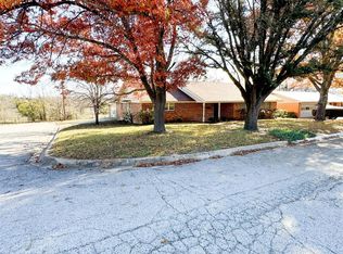 1501 S Cliff St, Decatur, TX 76234