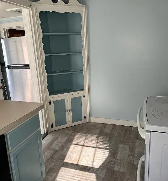 15 Virginia Ave — Photo 9
