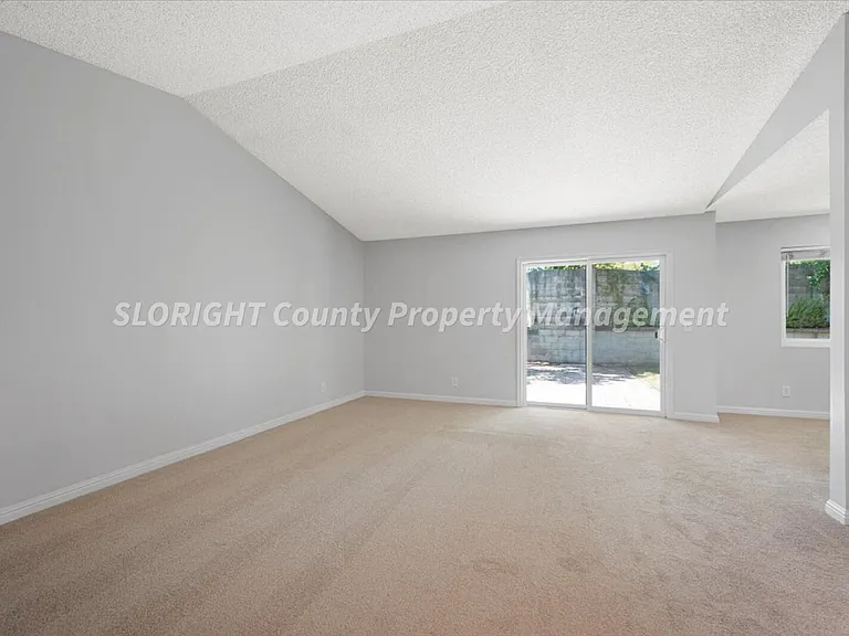 1351 Royal Way #4 — Photo 17