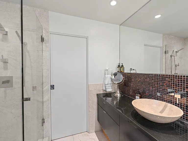 723 Alston Rd — Photo 13