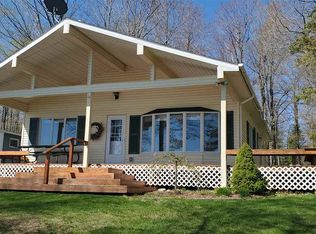 4900 Hiawatha Dr, Cheboygan, MI 49721