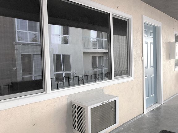 2nd image of 2030 Fair Park Ave APT 4