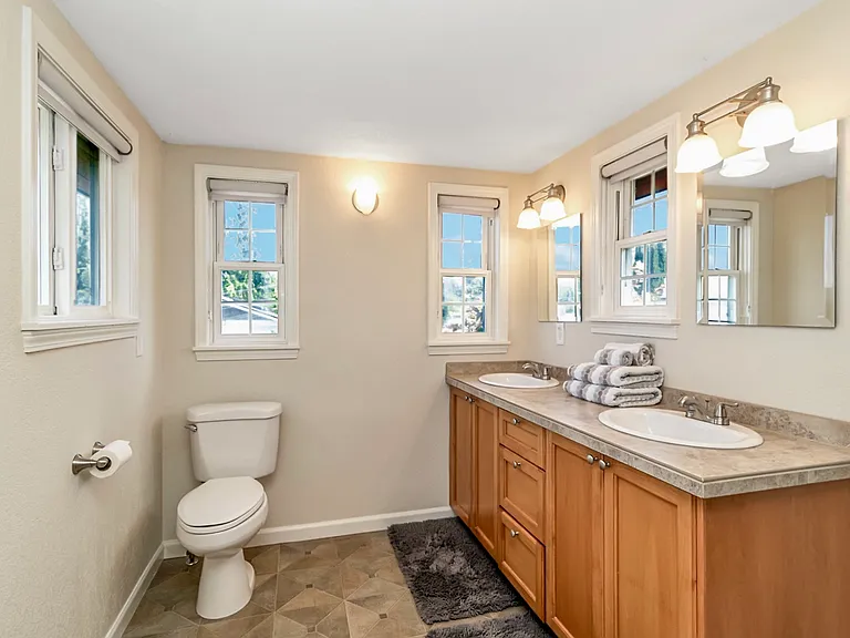 11217 S Lake Stevens Rd — Photo 32