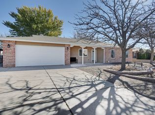 750 Chaps Rd SE, Rio Rancho, NM 87124