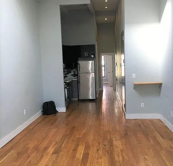 306 Evergreen Ave #2R — Photo 1