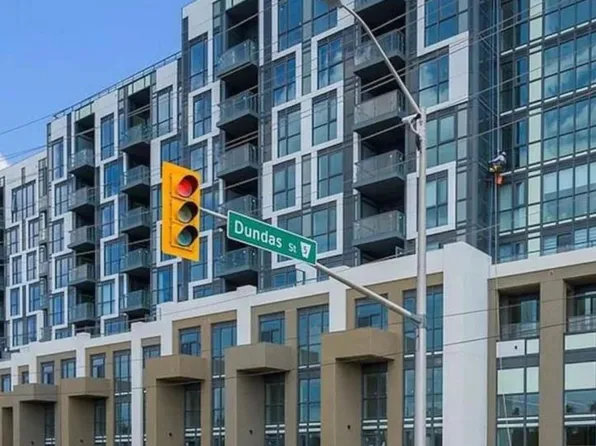509 Dundas St W, Oakville, ON