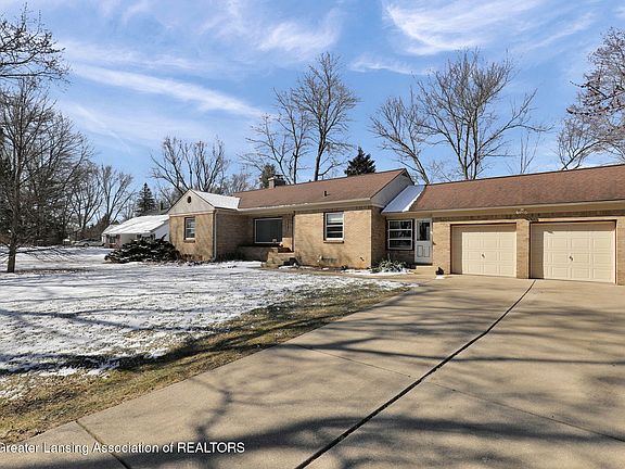 2nd image of 12293 W Greenfield Rd