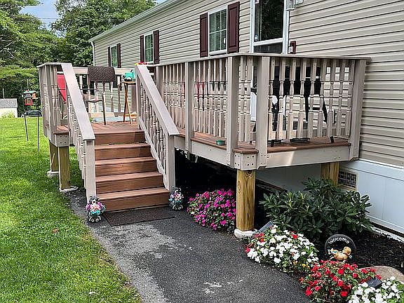 2nd image of 249 Porto Rd #100