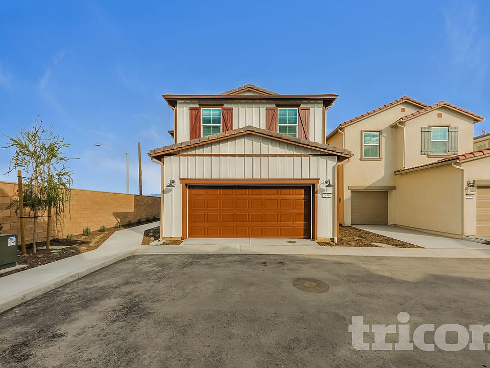 1st image of 29360 Caribbean Pine Way