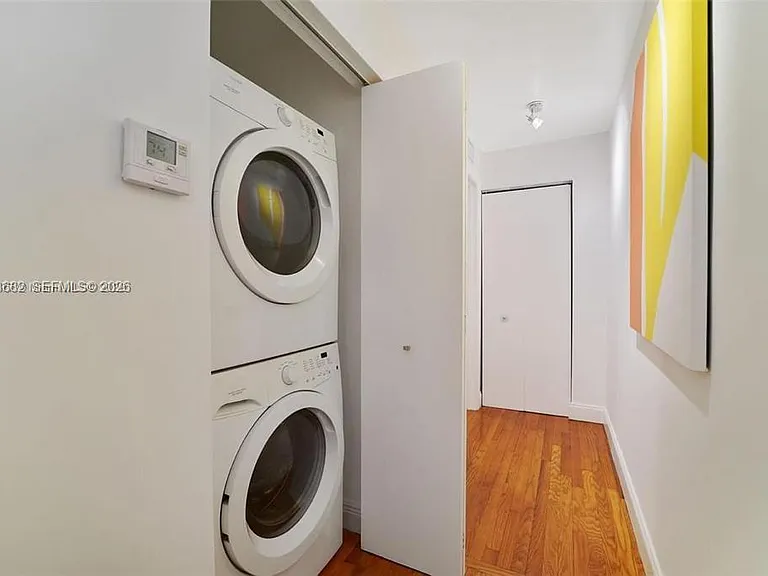1410 Euclid Ave #1 — Photo 11