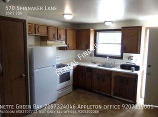 570 Spinnaker Ln #570, Green Bay, WI 54302