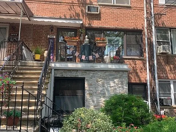 2462 Bragg St, Brooklyn, NY 11235