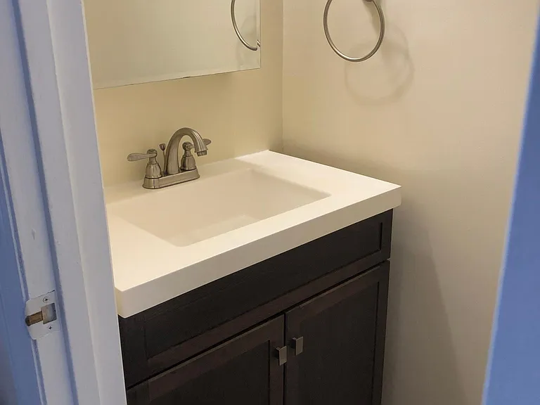 122 Marlowe Ct — Photo 8