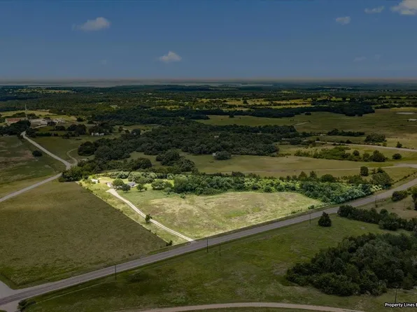 4228 Fm 390 Rd W, Burton, TX 77835