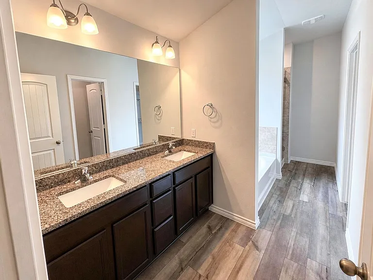 3790 Moffat Ct — Photo 5