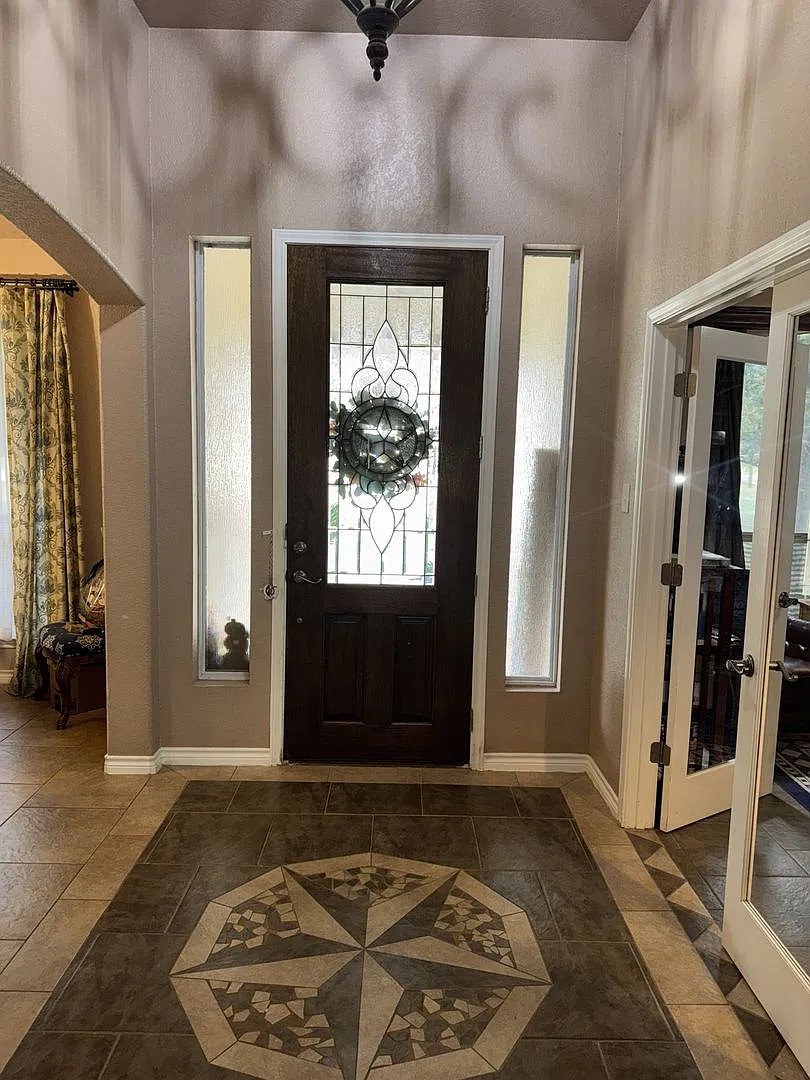 Welcome home to 169 Vintage Ranch Circle! — Photo 2