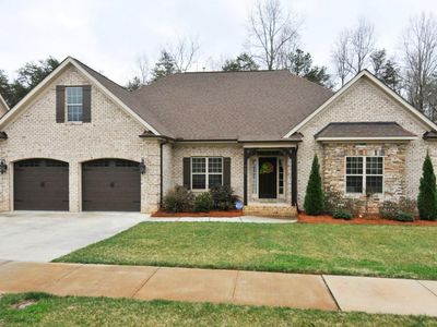 4367 Milhaven Park Ln, Winston Salem, NC, 27106