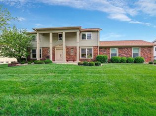 443 Royal Village Dr, Ballwin, MO