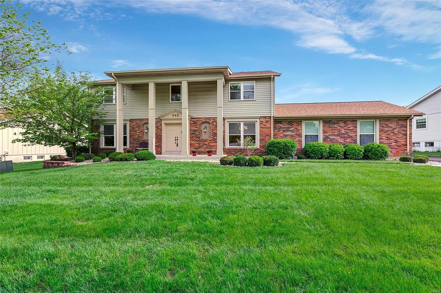 443 Royal Village Dr photo 1
