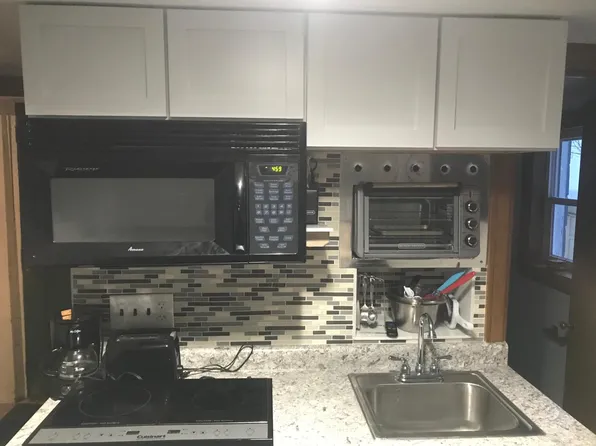 1812 Summit St #3, Eau Claire, WI 54703