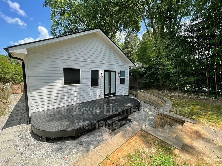 26 Walthall St NE — Photo 26