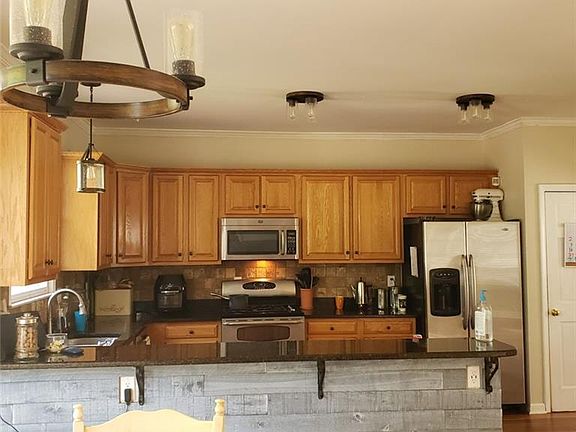 3rd image of 294 Milstead Ct