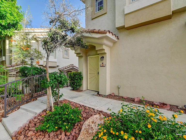 1500 Ruby Cliffs Ln #201 — Photo 5