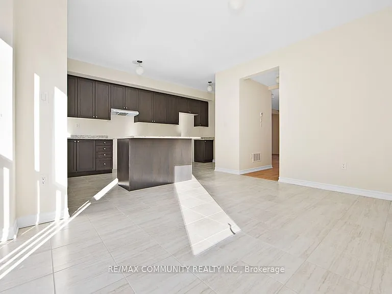 2614 Apricot Ln — Photo 8
