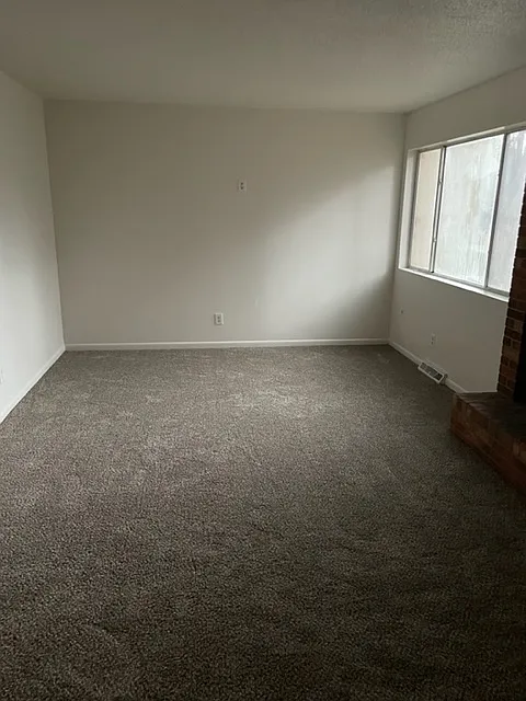 2 bed, 1344 sqft, $1,100 — Photo 4
