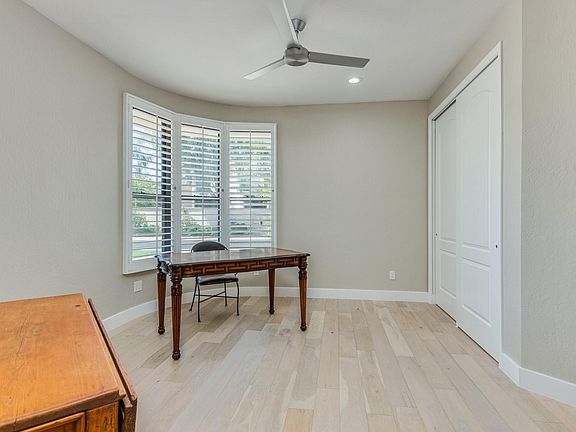 5th image of 10117 E Bayview Dr
