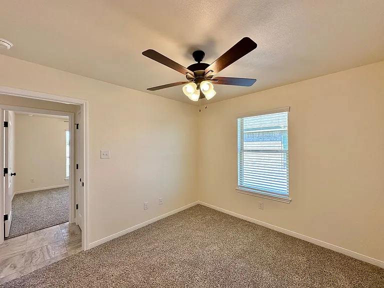 905 Galloway Dr — Photo 39