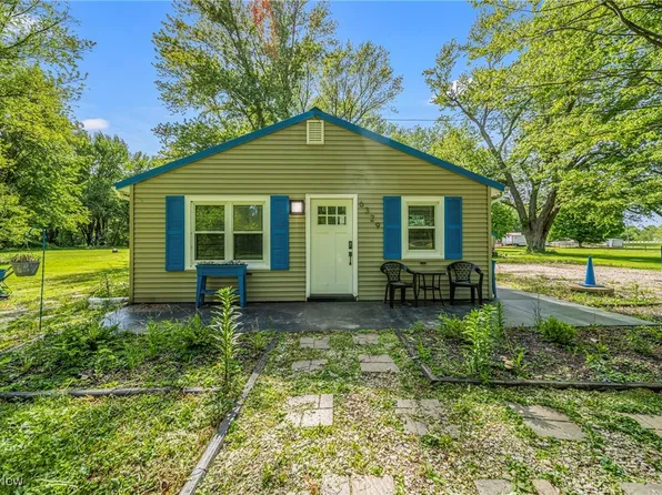 6329 Green Rd N, Ashtabula, OH 44004