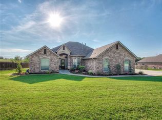 15420 Coral Creek Ln, Oklahoma City, OK 73165