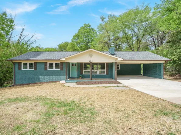 624 Flicker St, Concord, NC 28027