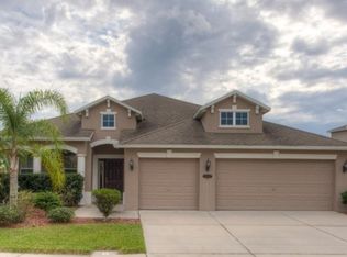 10843 Breaking Rocks Dr, Tampa, FL 33647