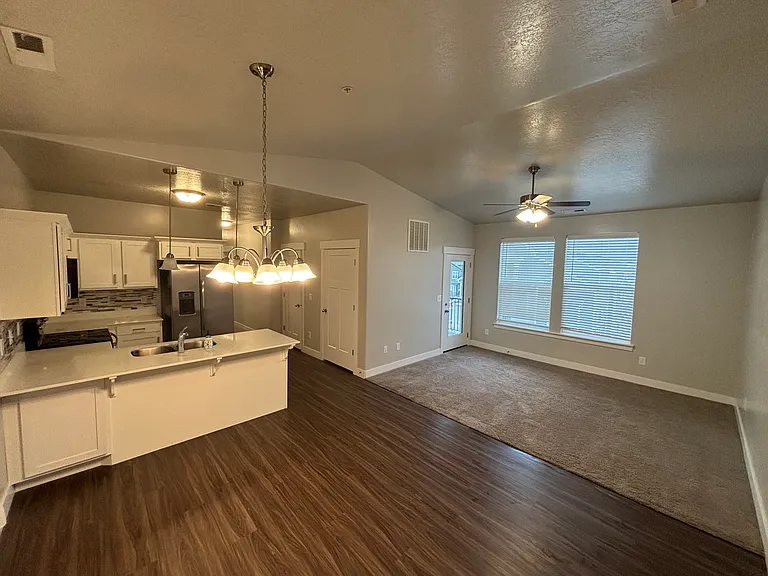 3727 W 1530 N #303 — Photo 9