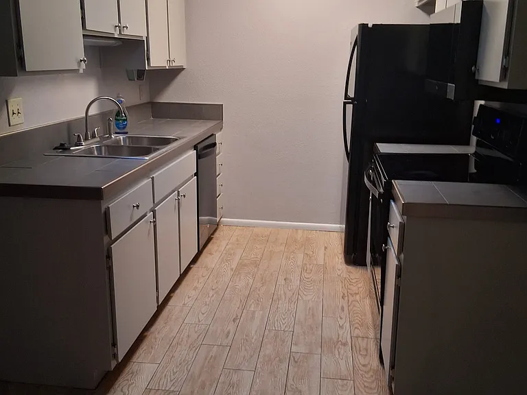 9031 W Elm St #2 — Photo 10