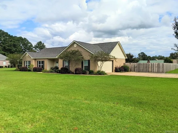 107 Oakley Dr, Columbia, AL 36319