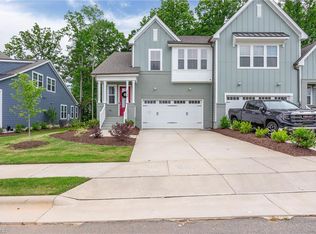 5166 Whaitley Ln, Greensboro, NC 27407