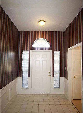 2nd image of 1615 Waterton Cir