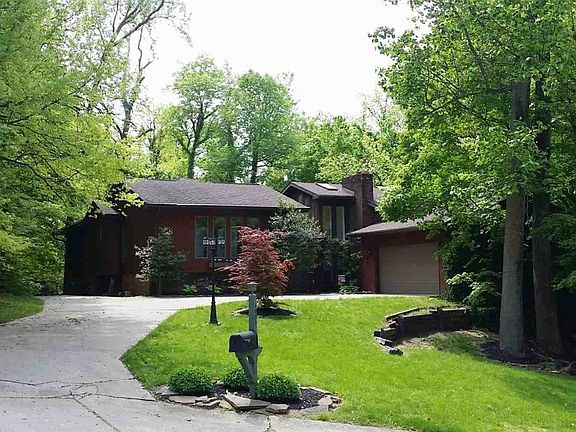 3rd image of 4997 Basswood Ct