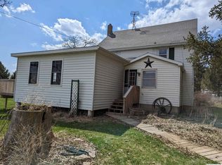 3333 Foothill Ave, Osage, IA 50461